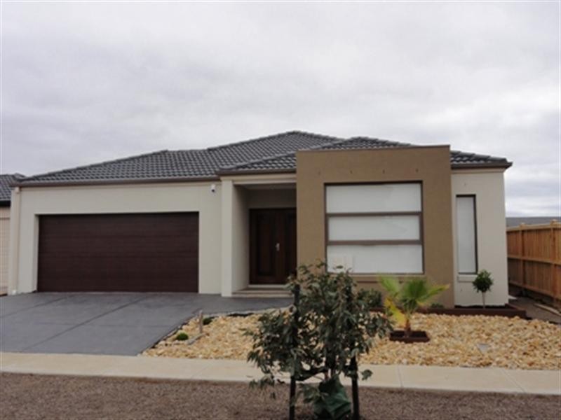 25 Boathaven Road, Point Cook VIC 3030