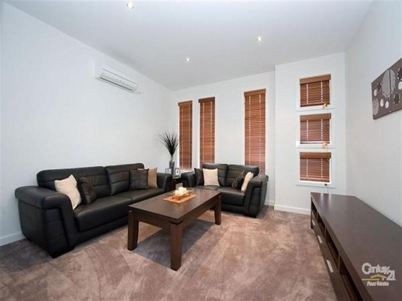 39 Laurie Street, Newport VIC 3015