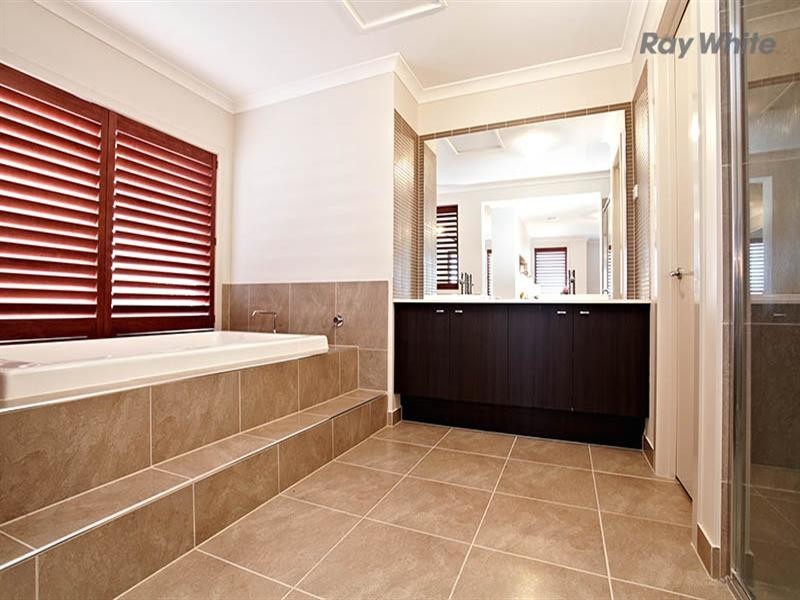 20 Spinifex Street, Point Cook VIC 3030