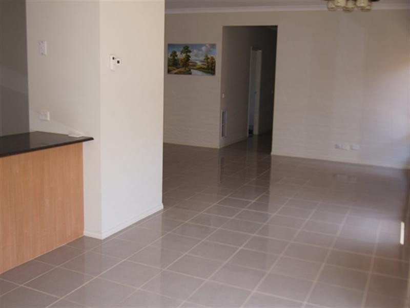 34 Shiraz Crescent, Point Cook VIC 3030