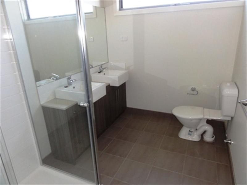 18 MANDREL Drive, Williams Landing VIC 3027