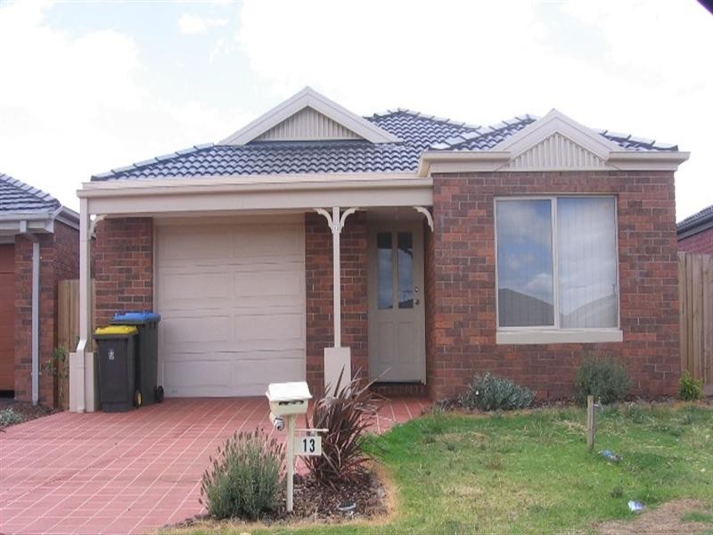 13 Hamish Drive, Tarneit VIC 3029
