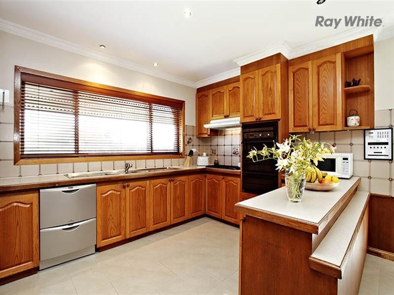 7 Edwards Drive, Altona Meadows VIC 3028