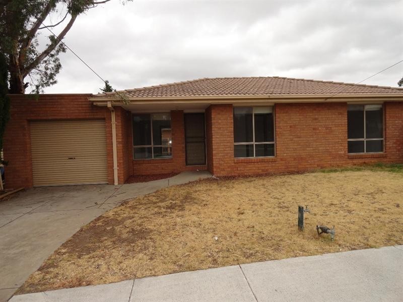 19 A NORTH Avenue, Altona Meadows VIC 3028