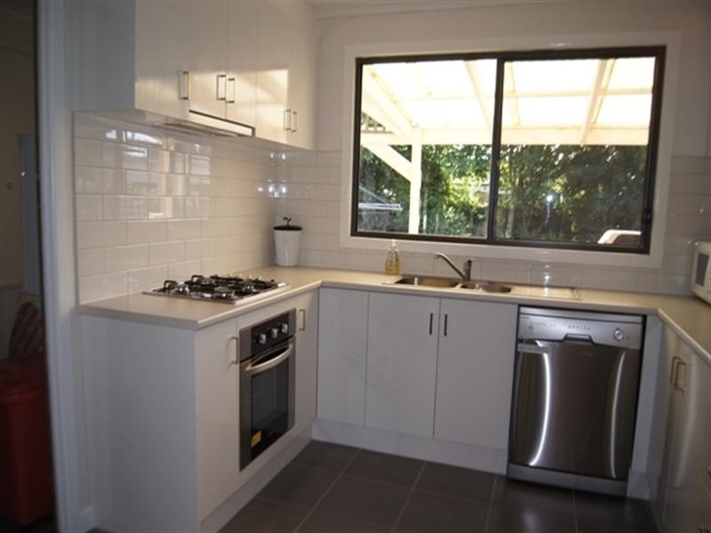 8 Bellin Street, Laverton VIC 3028