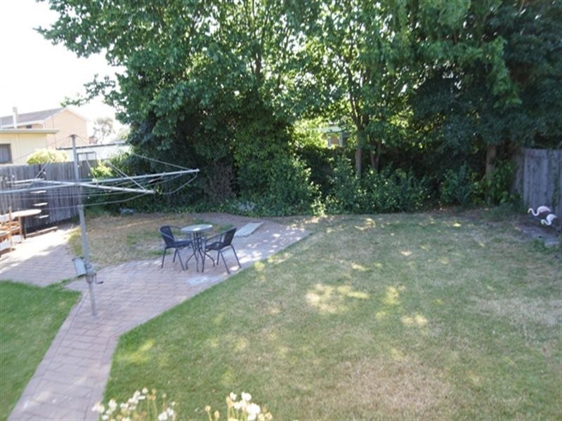 8 Bellin Street, Laverton VIC 3028