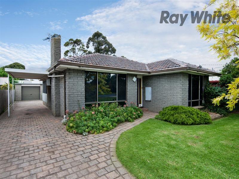 11 Point Cook Road, Altona Meadows VIC 3028