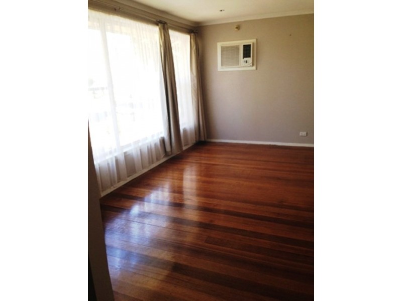 4 Watts Street, Laverton VIC 3028