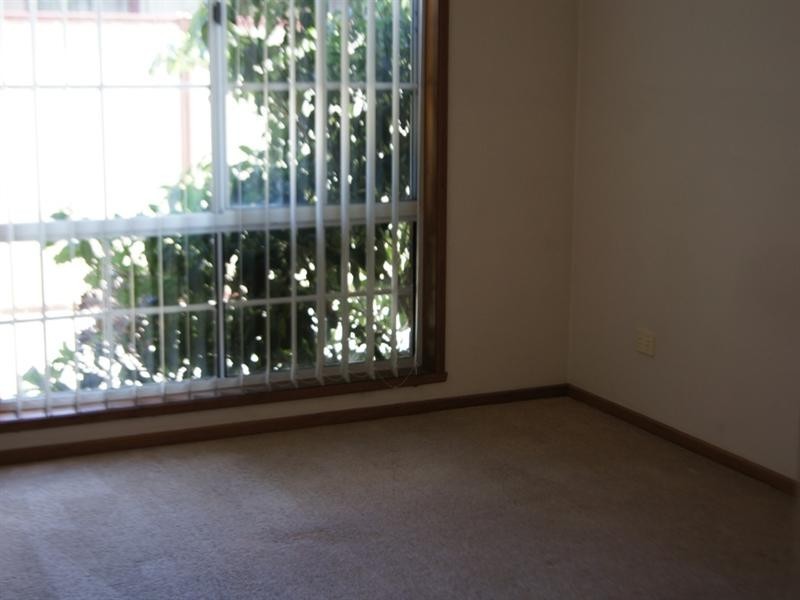 1/45 Oakdene Grove, Altona Meadows VIC 3028