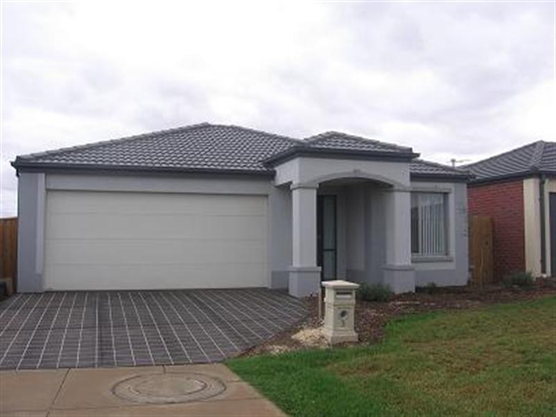 3 GISELLE Grove, Tarneit VIC 3029