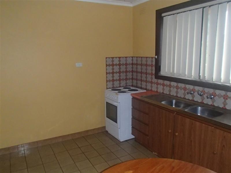 4/24 Salisbury Street, Werribee VIC 3030