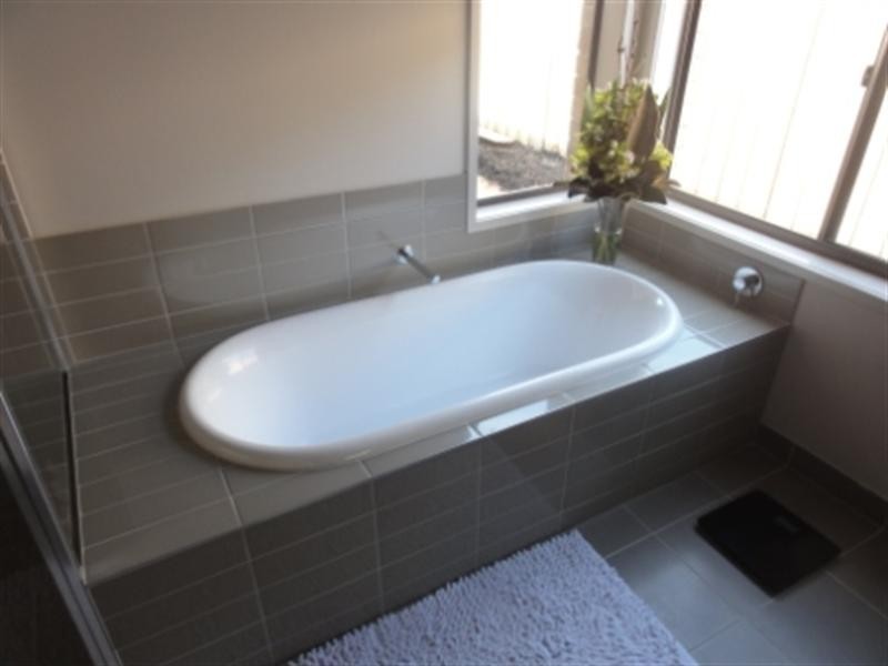 21 Fieldwren Drive, Williams Landing VIC 3027