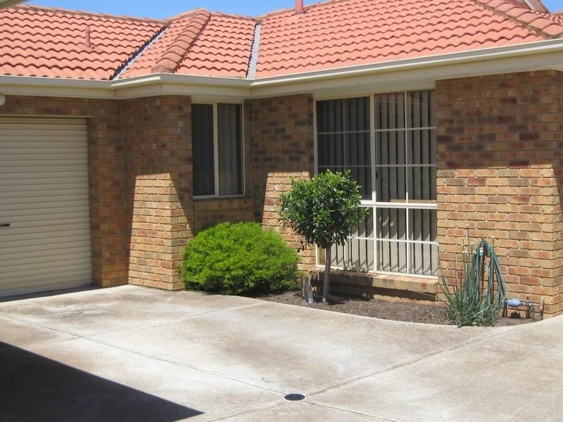 2/277 VICTORIA Street, Altona Meadows VIC 3028