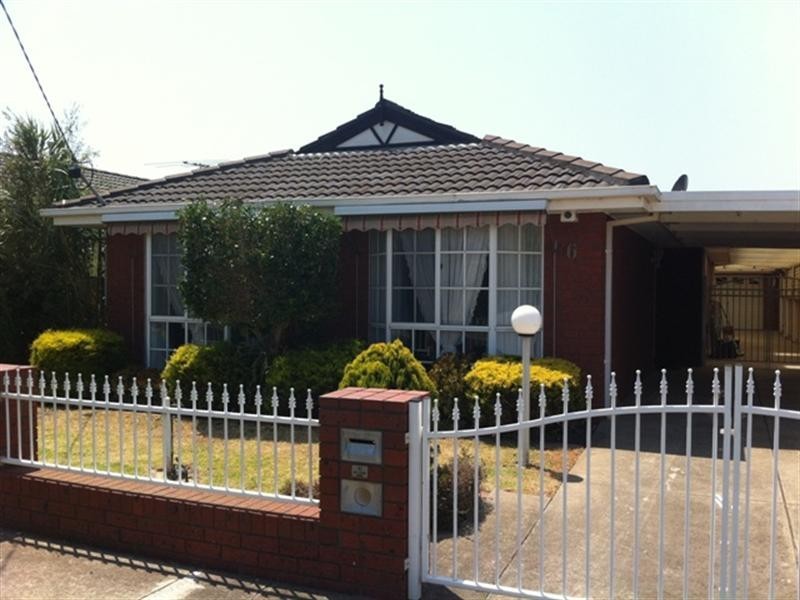 6 Truman Court, Altona Meadows VIC 3028