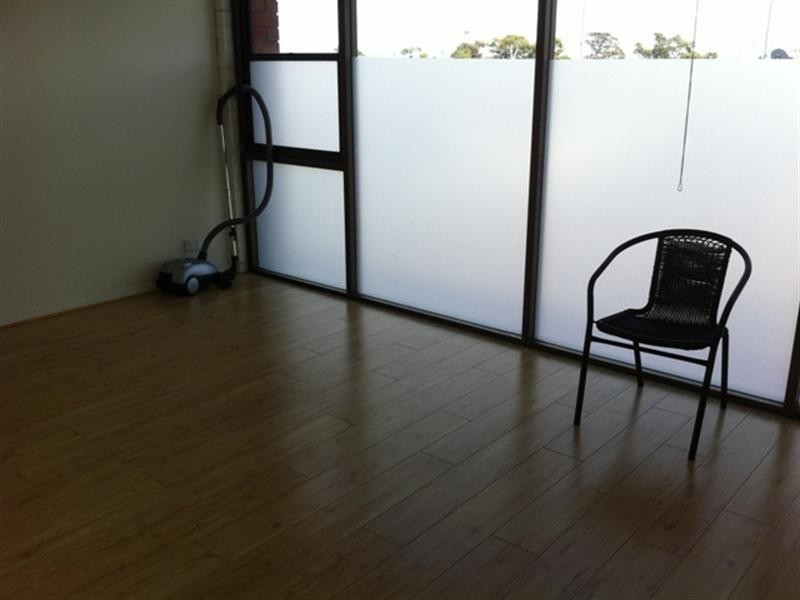 2/161-165 Railway Avenue, Laverton VIC 3028