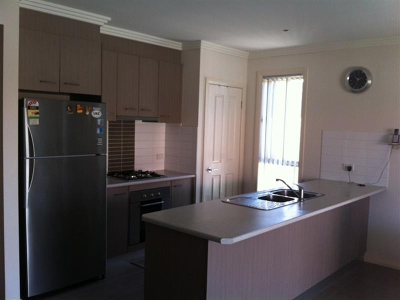 1/9 Yale Court, Truganina VIC 3029