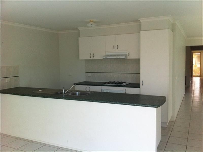 4 Beveridge Court, Point Cook VIC 3030