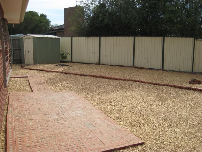 4 Swan Street, Werribee VIC 3030