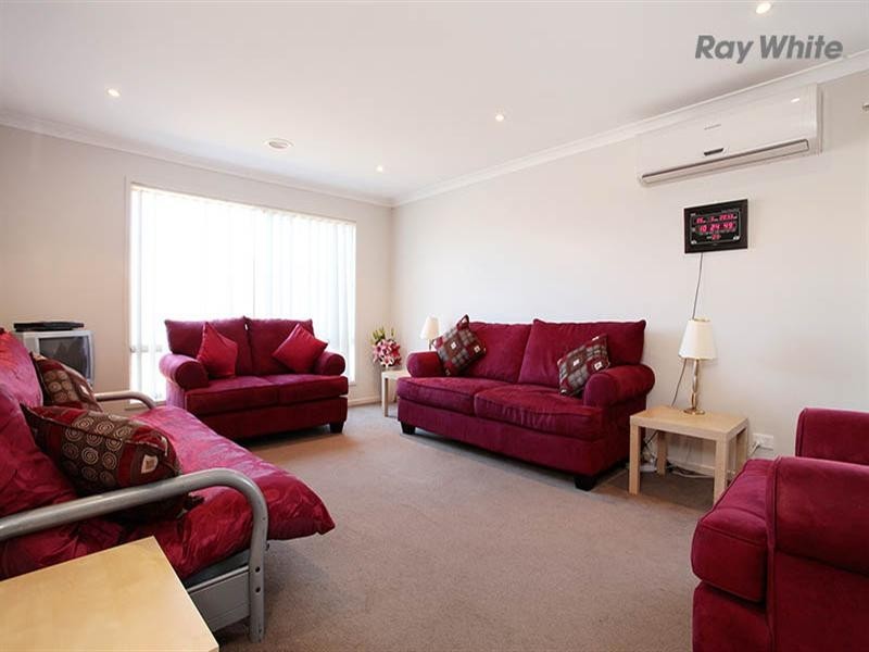 32 Rocky Gate Drive, Truganina VIC 3029