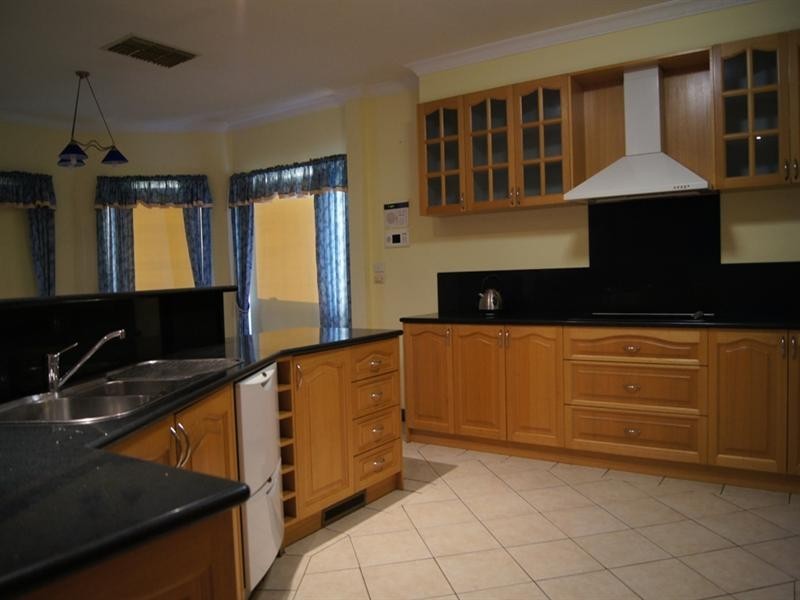 3 Cliveden Court, Seabrook VIC 3028