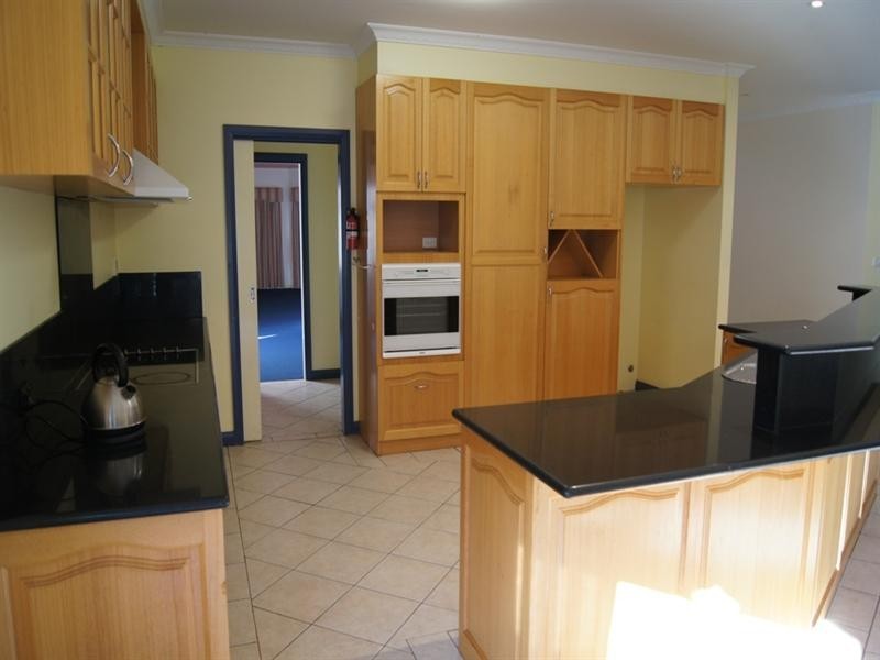 3 Cliveden Court, Seabrook VIC 3028