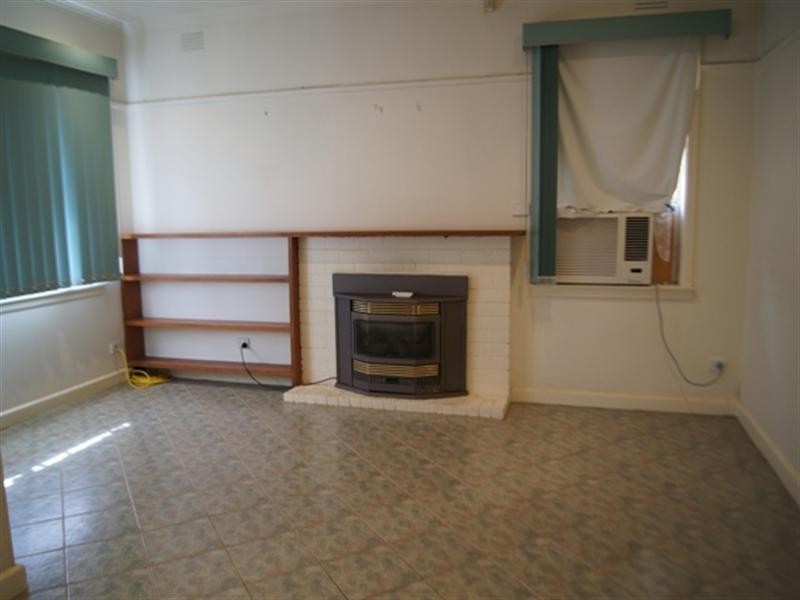 23 Woods Street, Laverton VIC 3028