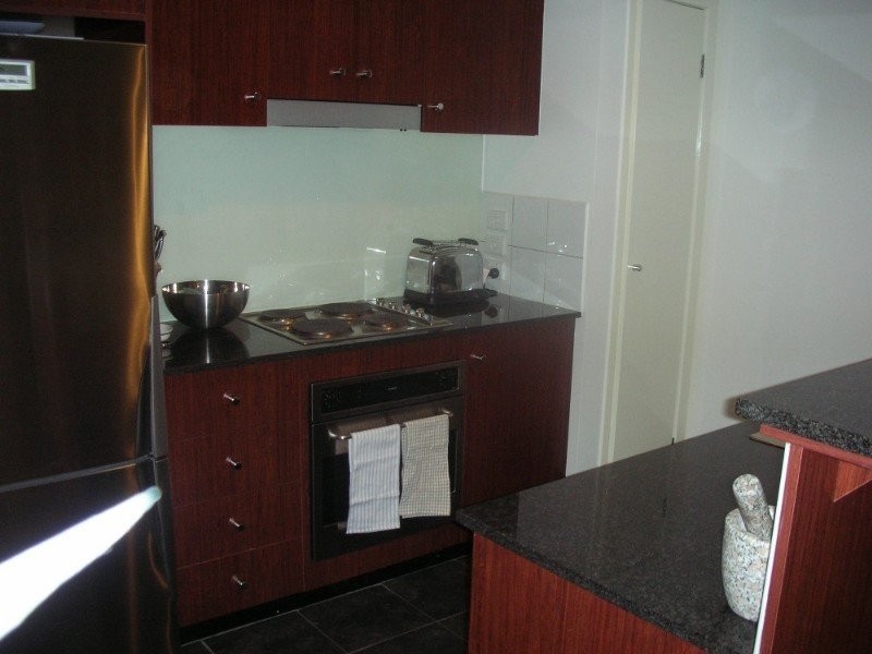 16 Ribbony Walk, Maribyrnong VIC 3032