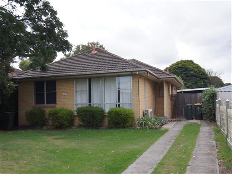 31 Robertson Crescent, Laverton VIC 3028