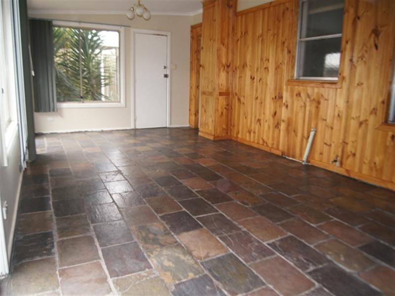 31 Robertson Crescent, Laverton VIC 3028