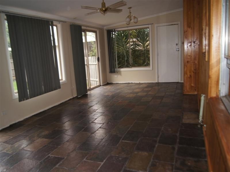 31 Robertson Crescent, Laverton VIC 3028