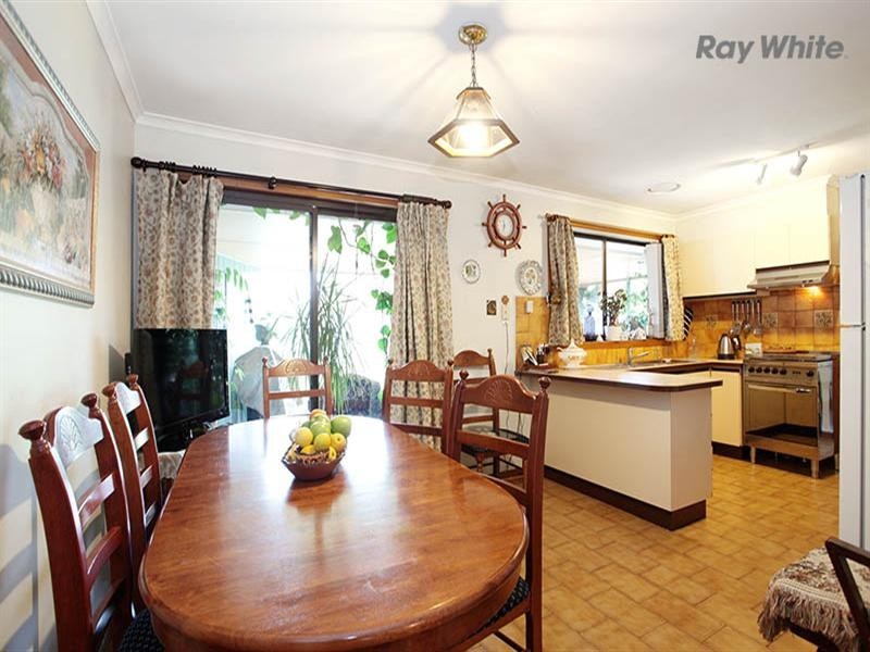 37 Balmoral Street South, Altona Meadows VIC 3028