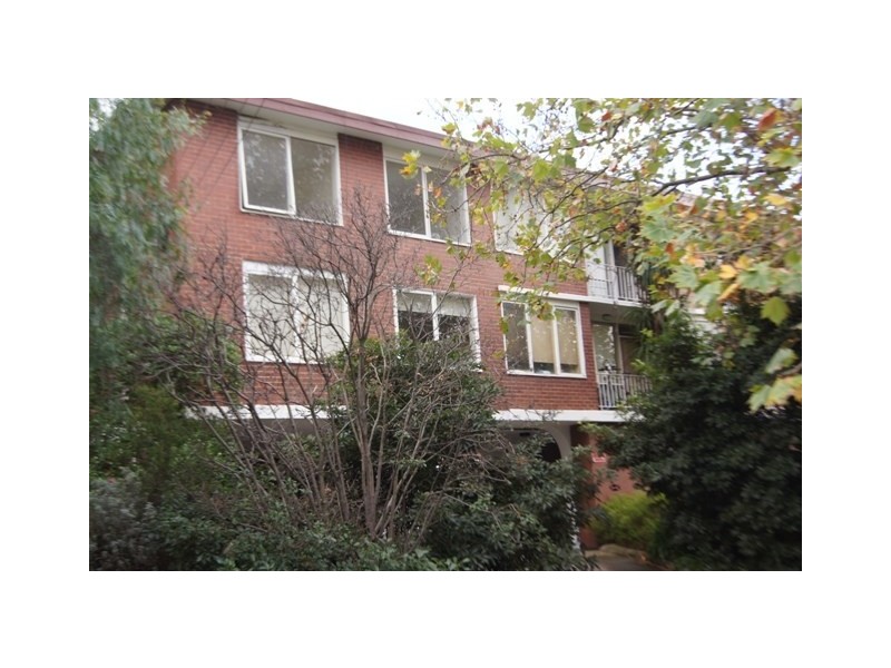 10/294 Nicholson Street, Seddon VIC 3011