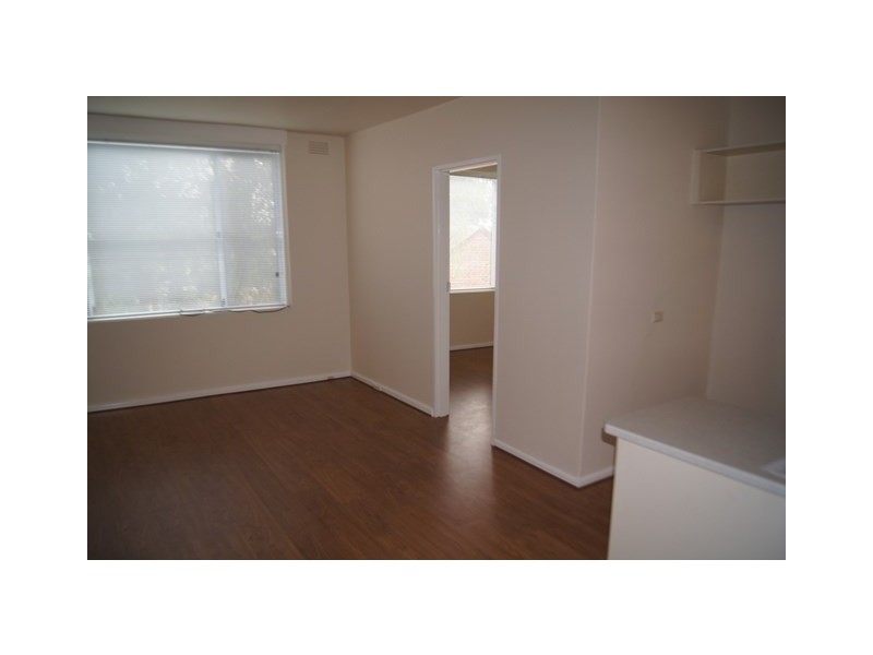 10/294 Nicholson Street, Seddon VIC 3011