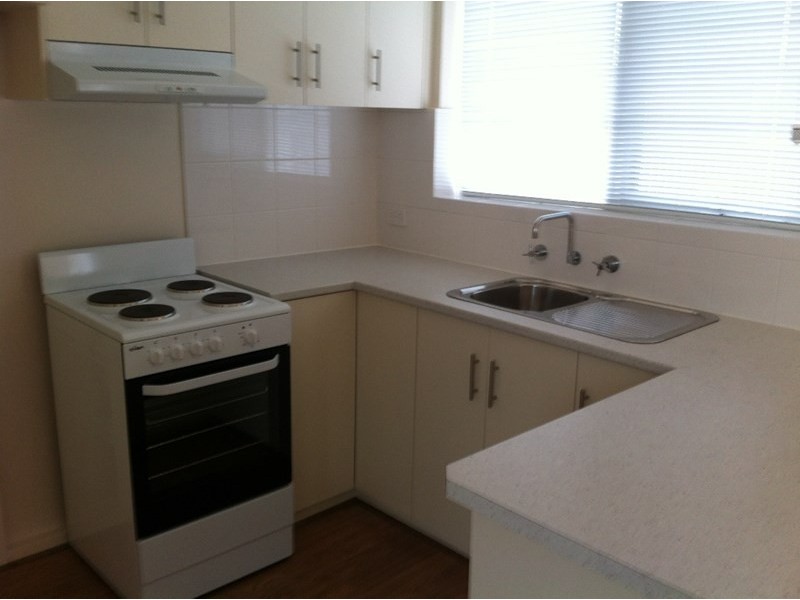 10/294 Nicholson Street, Seddon VIC 3011