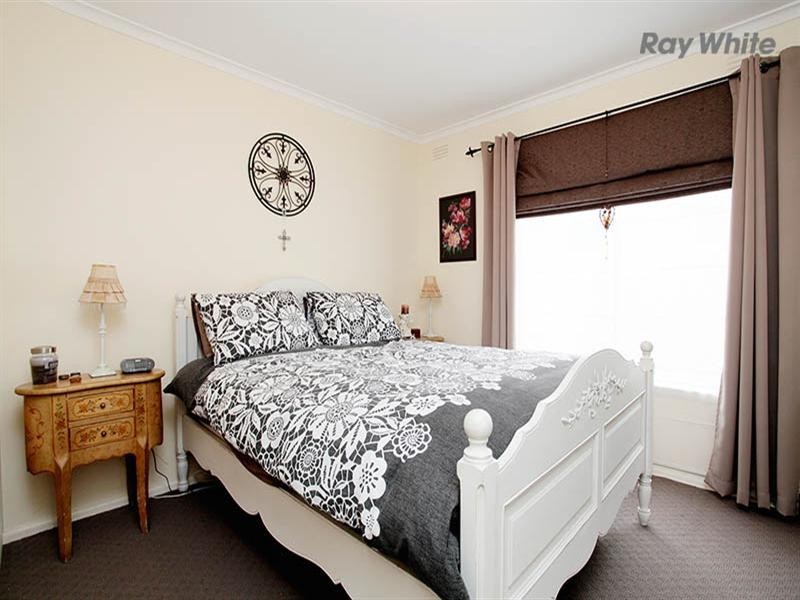 2/20 Edgar Street, Kingsville VIC 3012