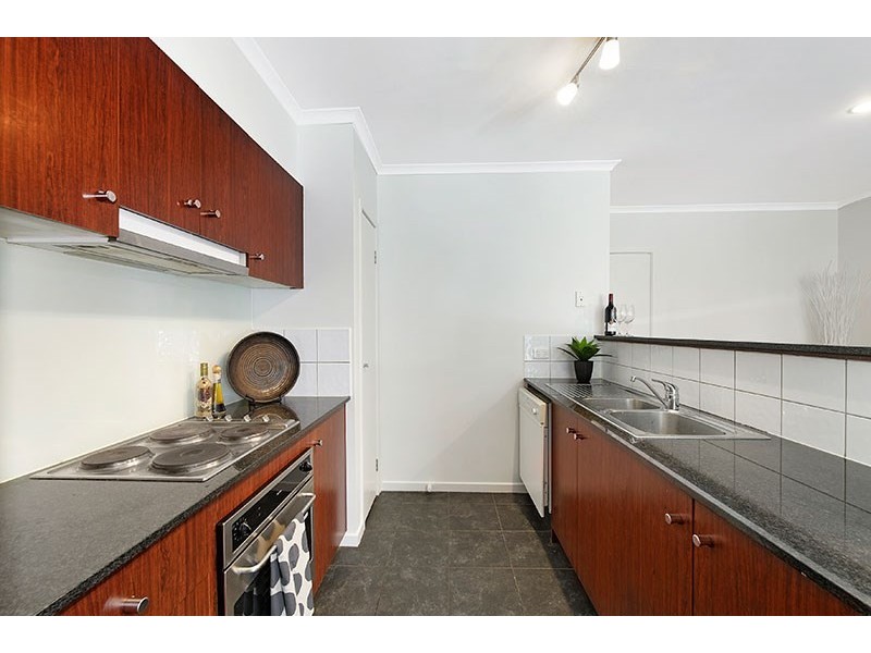 16 Ribbony Walk, Maribyrnong VIC 3032