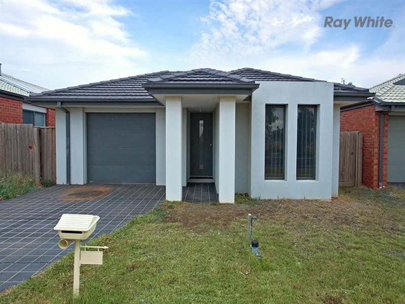 38 Edmund Drive, Tarneit VIC 3029