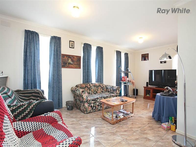 24 Claremont Crescent, Hoppers Crossing VIC 3029