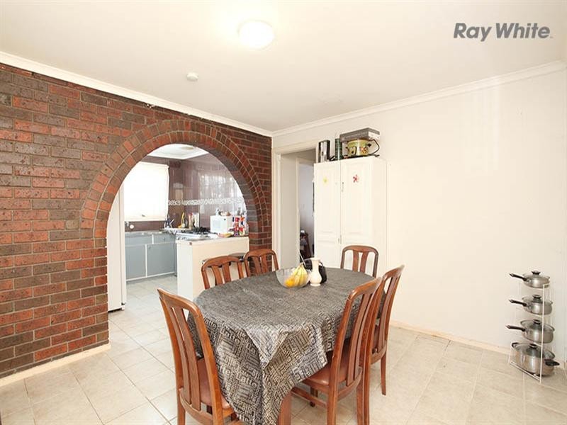 24 Claremont Crescent, Hoppers Crossing VIC 3029