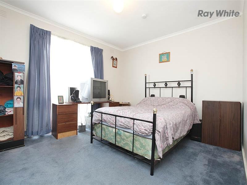 24 Claremont Crescent, Hoppers Crossing VIC 3029