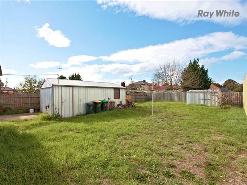 20 Curlew Avenue, Altona VIC 3018