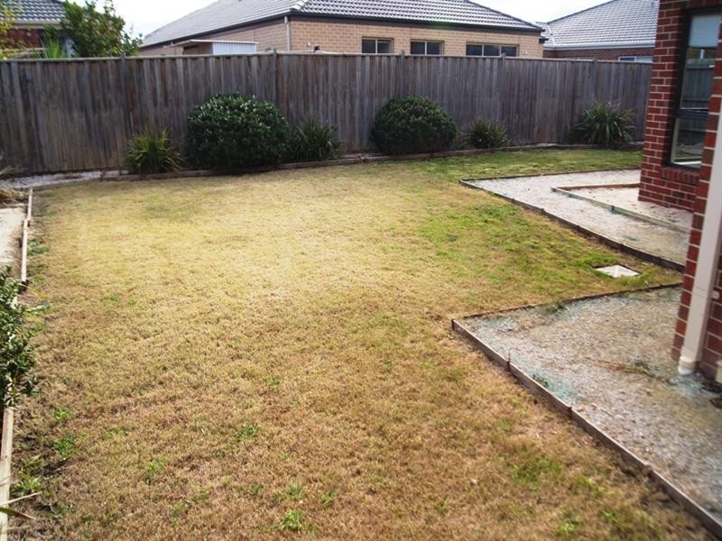 24 Parkwood Terrace, Point Cook VIC 3030