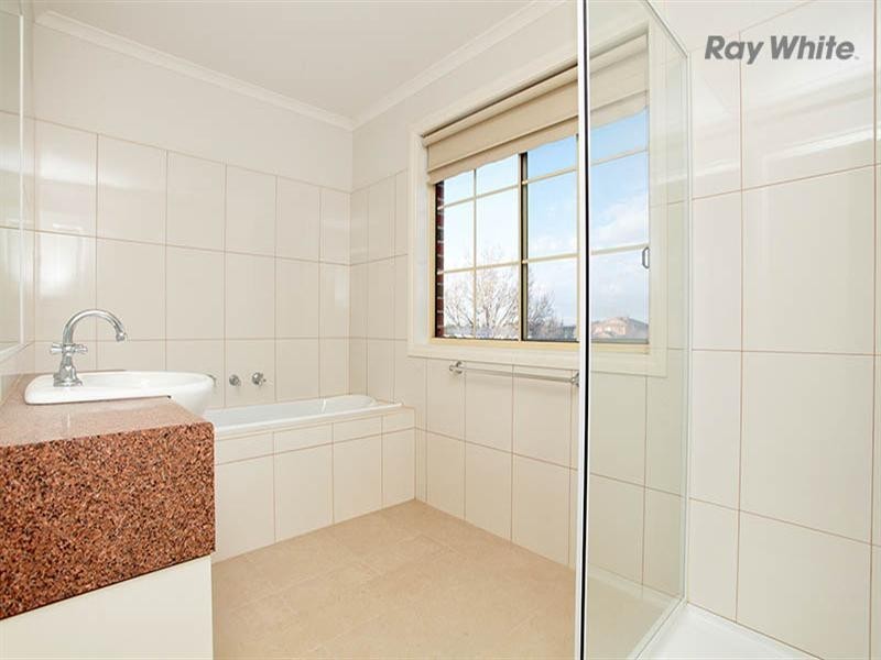 3 Livingstone Square, Point Cook VIC 3030