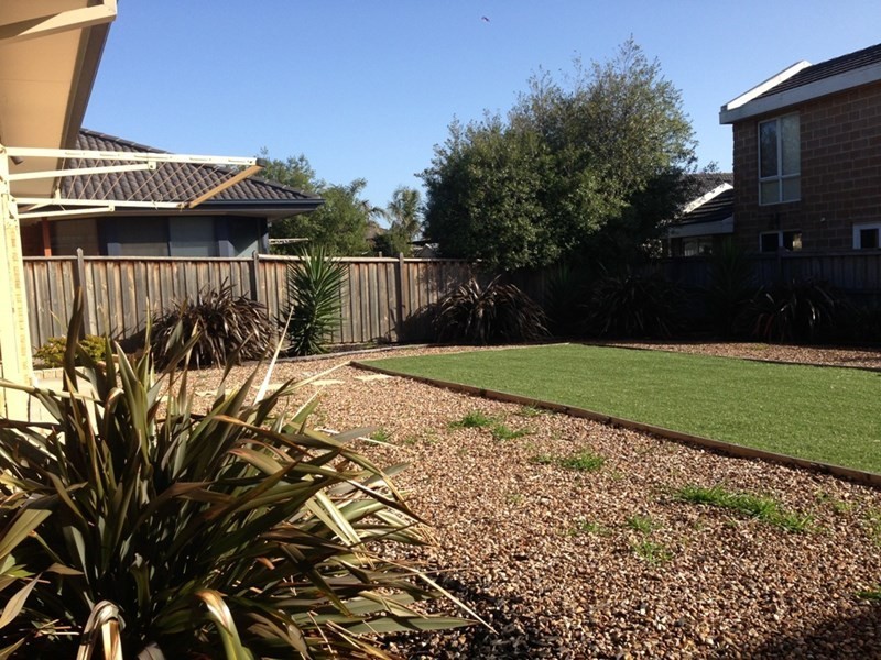 49 Middle Park Drive, Sanctuary Lakes VIC 3030