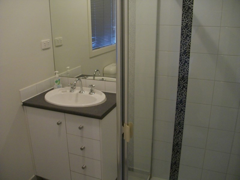 17 Lindsay Gardens, Point Cook VIC 3030