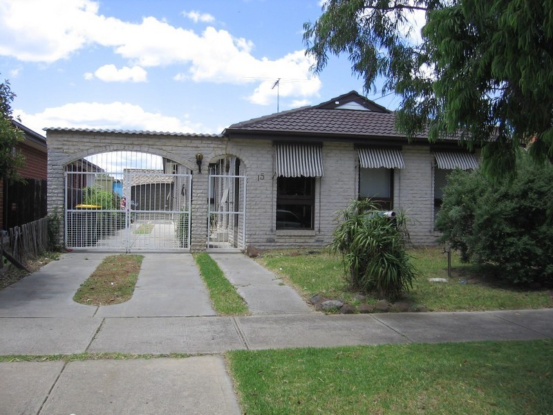 15 Powlett Street, Altona Meadows VIC 3028