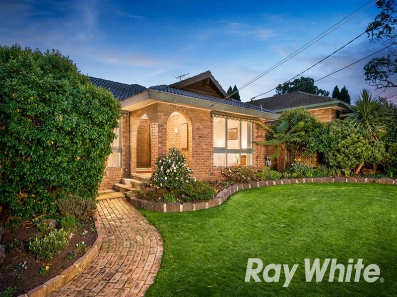 16 Mildara Street, Vermont South VIC 3133