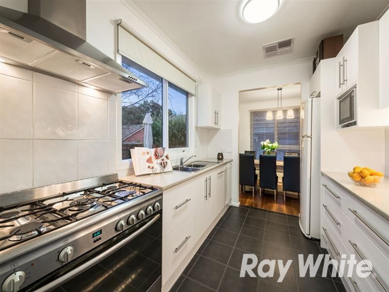 1/2 Short Street, Vermont VIC 3133