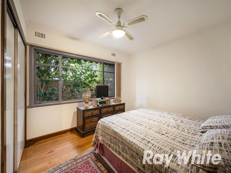 27 Indra Road, Blackburn South VIC 3130