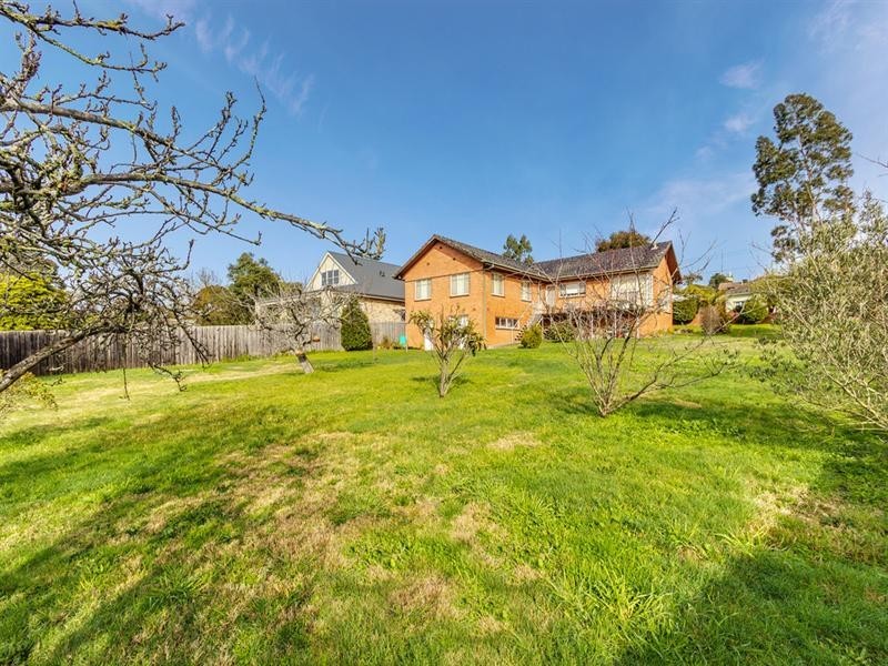 27 Percy Street, Mitcham VIC 3132